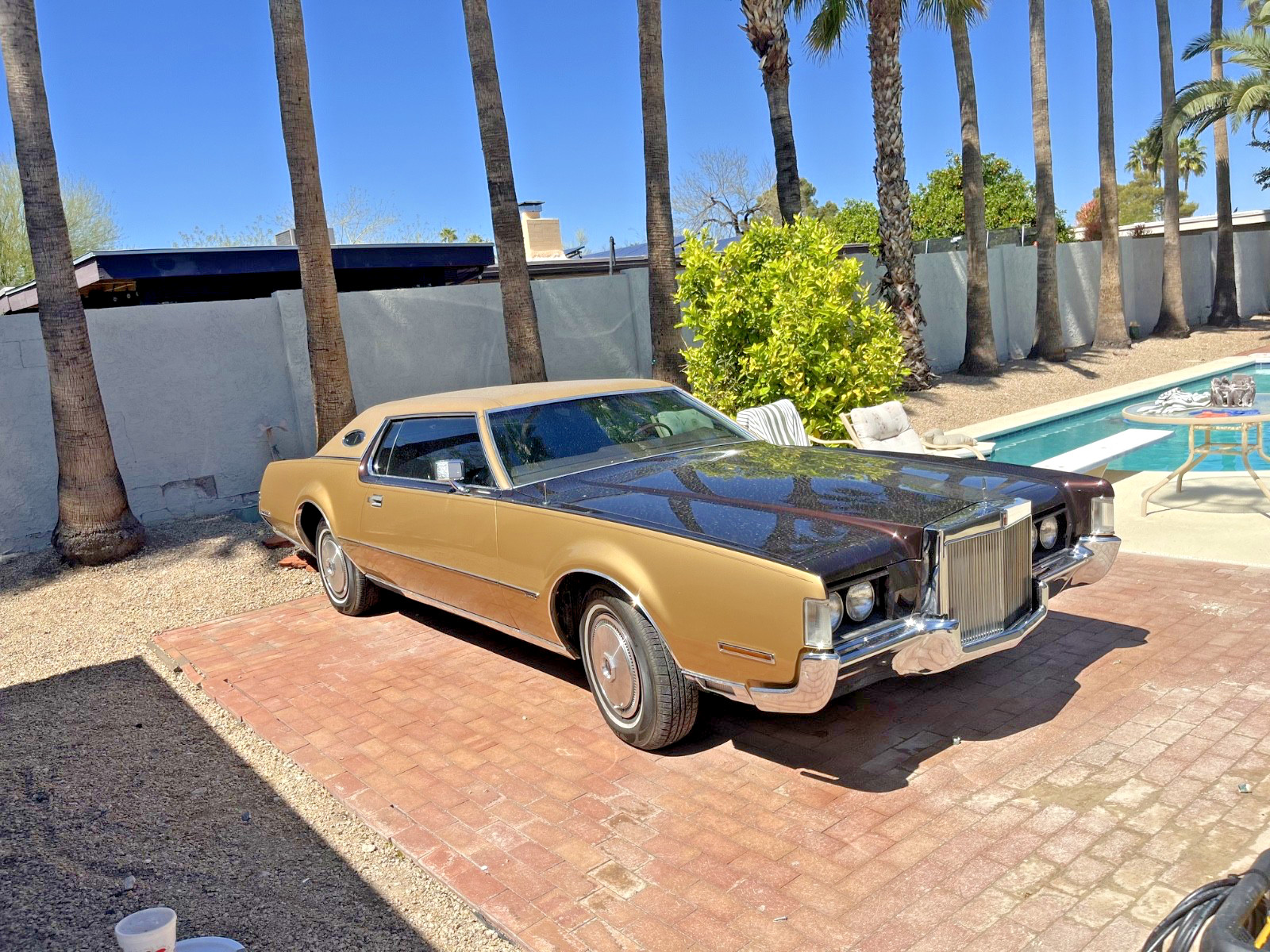 Lincoln Continental 1972 Sedan