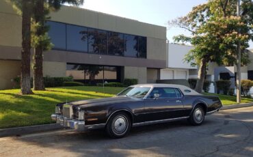 Lincoln-Continental-1973-Coupe-2