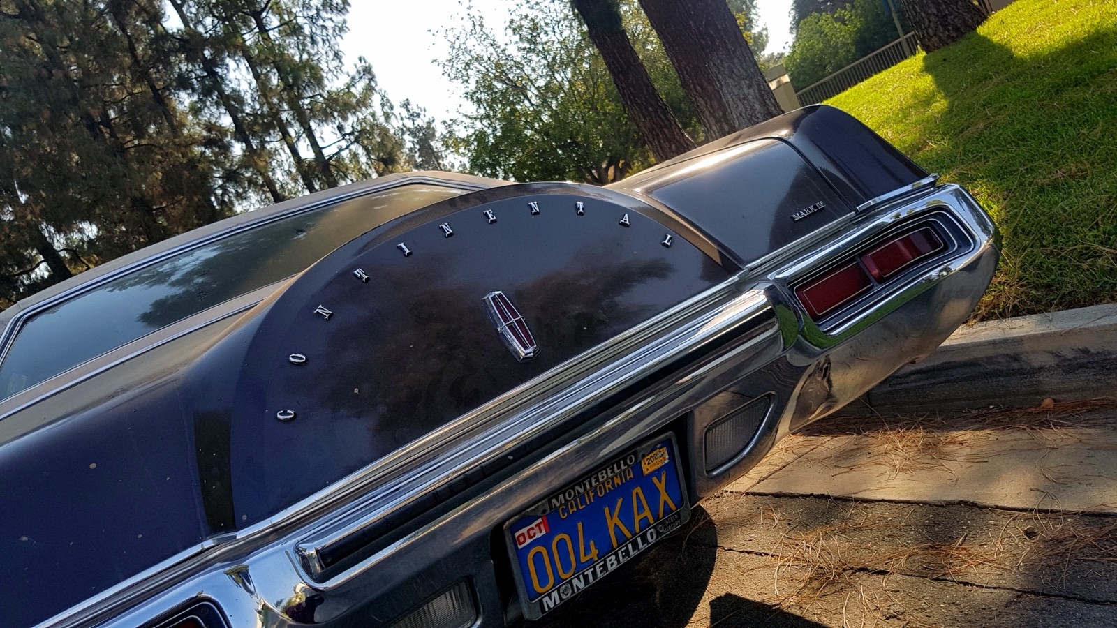 Lincoln-Continental-1973-Coupe-8