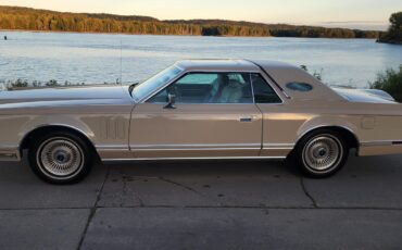 Lincoln-Continental-1979-2-dr-1