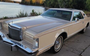 Lincoln-Continental-1979-2-dr-3