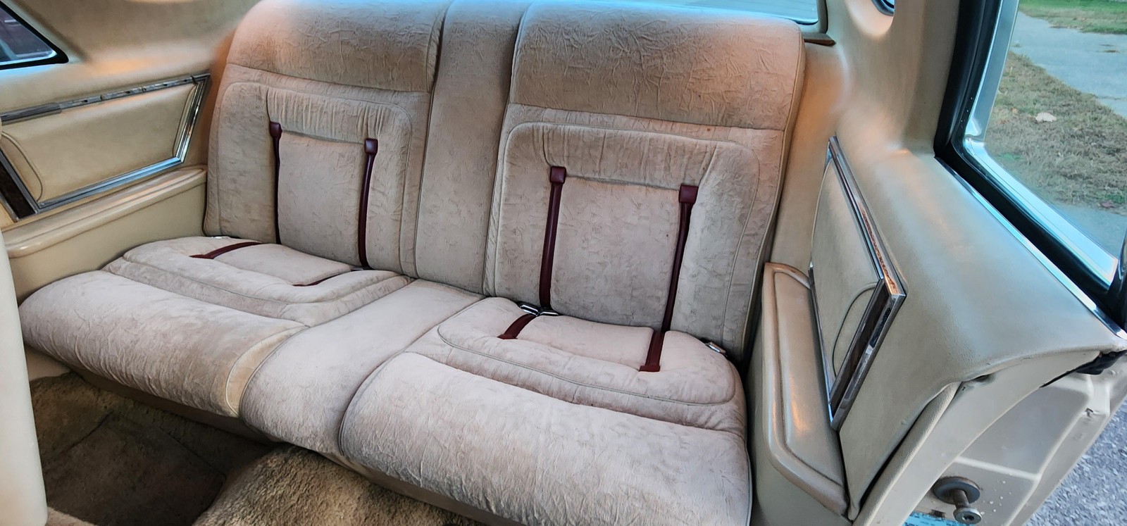 Lincoln-Continental-1979-2-dr-30