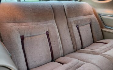 Lincoln-Continental-1979-2-dr-39