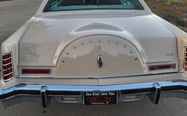 Lincoln-Continental-1979-2-dr-9