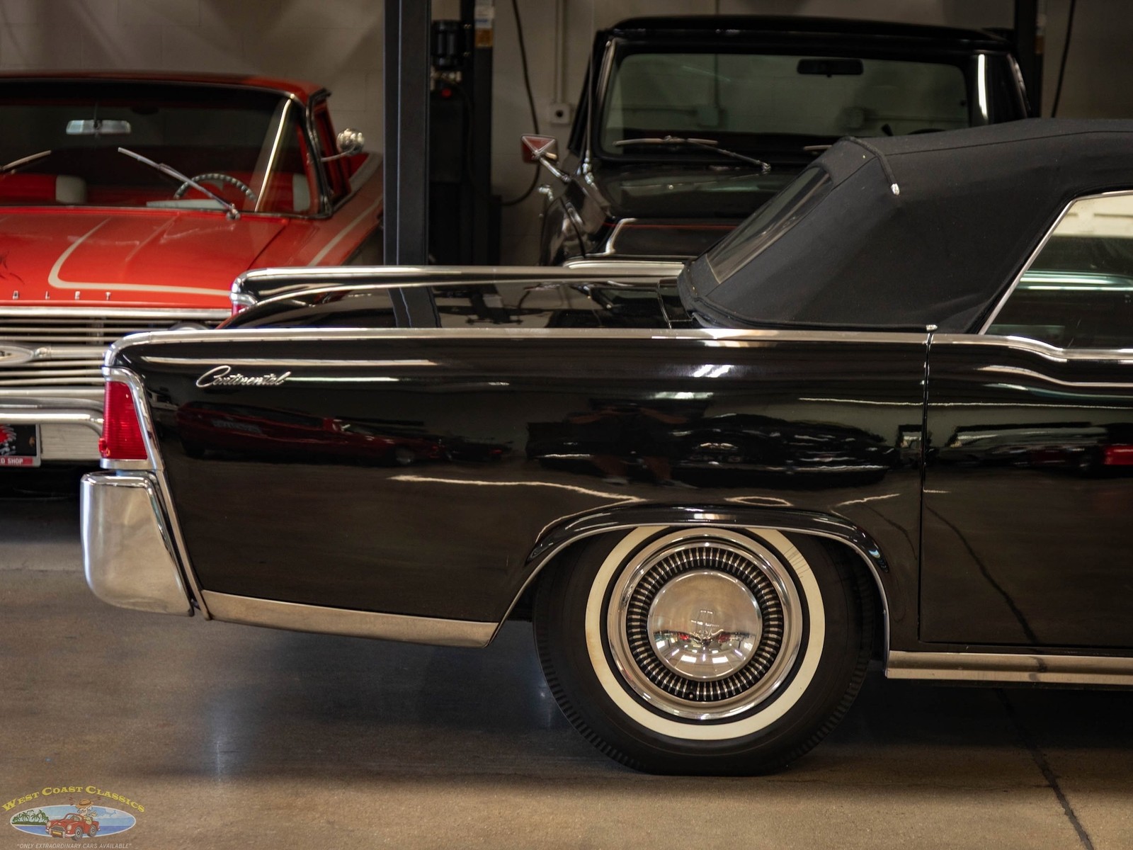 Lincoln-Continental-430-V8-4-Door-Convertible-1964-4-Door-Convertible-1