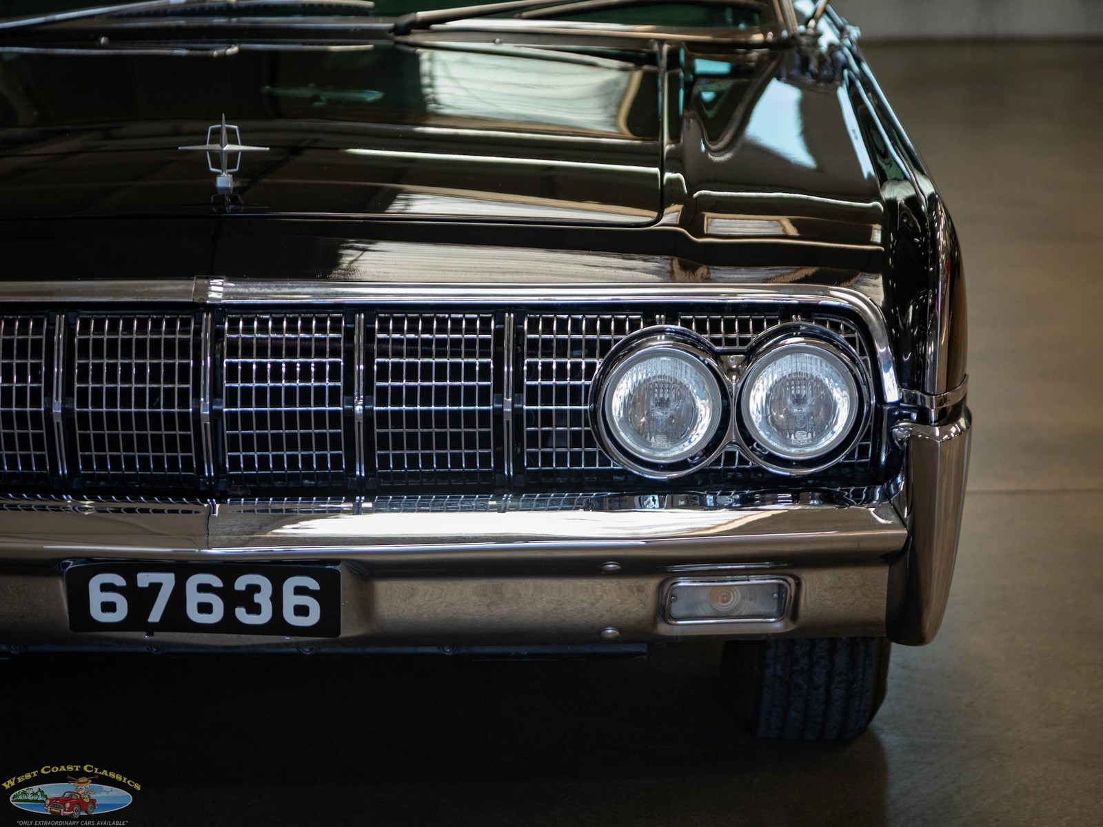 Lincoln-Continental-430-V8-4-Door-Convertible-1964-4-Door-Convertible-16