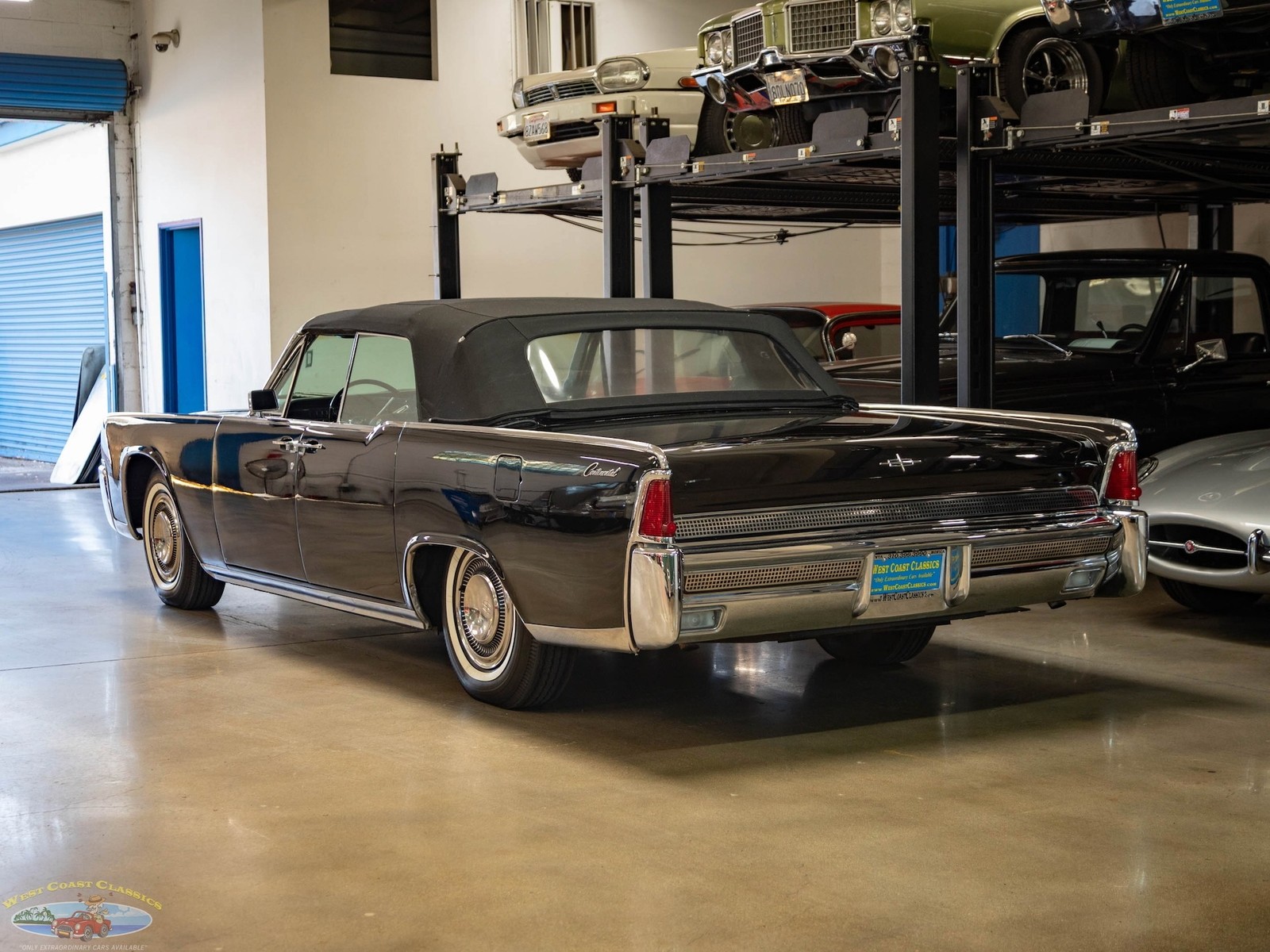 Lincoln-Continental-430-V8-4-Door-Convertible-1964-4-Door-Convertible-21
