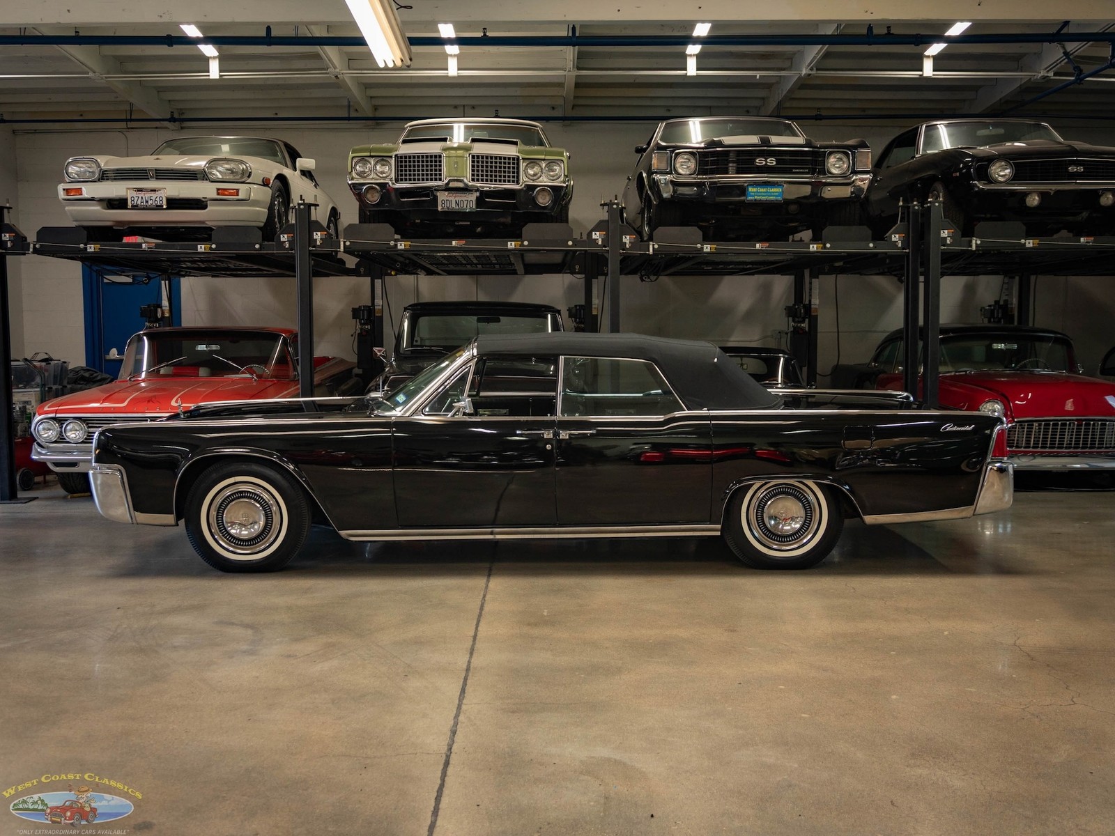 Lincoln-Continental-430-V8-4-Door-Convertible-1964-4-Door-Convertible-6