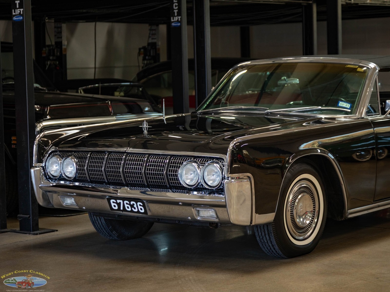 Lincoln-Continental-430-V8-4-Door-Convertible-1964-4-Door-Convertible-8