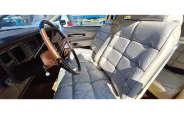 Lincoln-Continental-mark-iv-1973-Rust-White-with-Brown-11