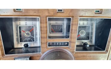 Lincoln-Continental-mark-iv-1973-Rust-White-with-Brown-13