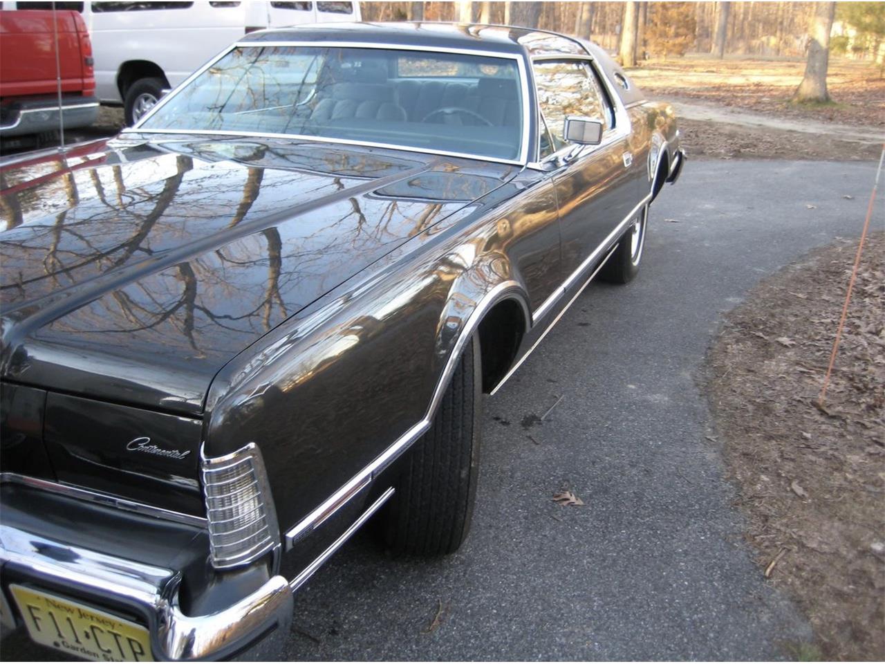 Lincoln-Continental-mark-iv-1976-Black-Gray-17