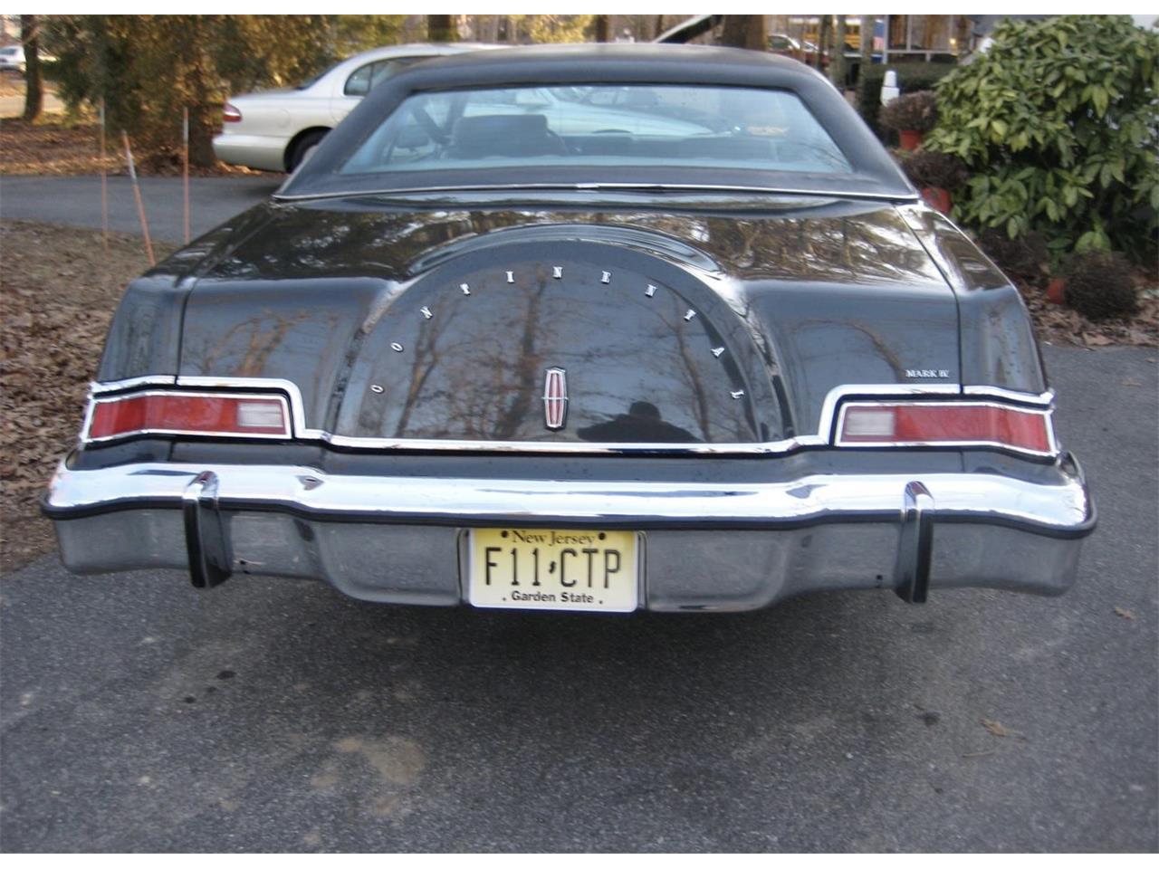 Lincoln-Continental-mark-iv-1976-Black-Gray-4