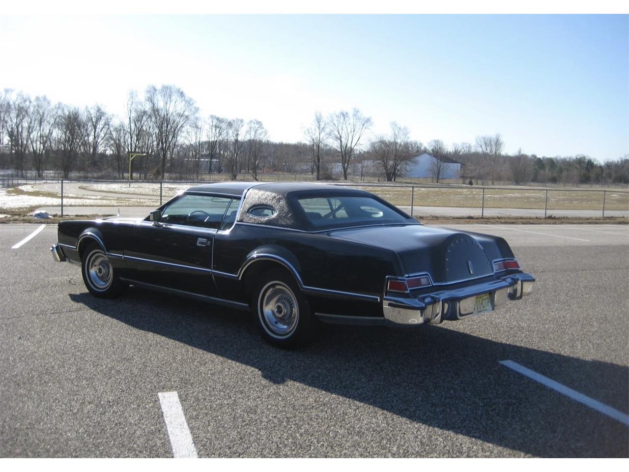 Lincoln-Continental-mark-iv-1976-Black-Gray-6