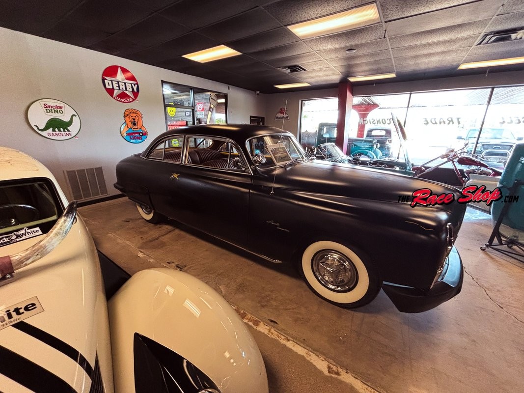 Lincoln-Cosmopolitan-1949-Coupe-28