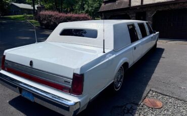 Lincoln-Limousine-1988-White-Gray-1