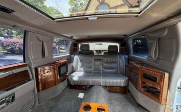 Lincoln-Limousine-1988-White-Gray-5