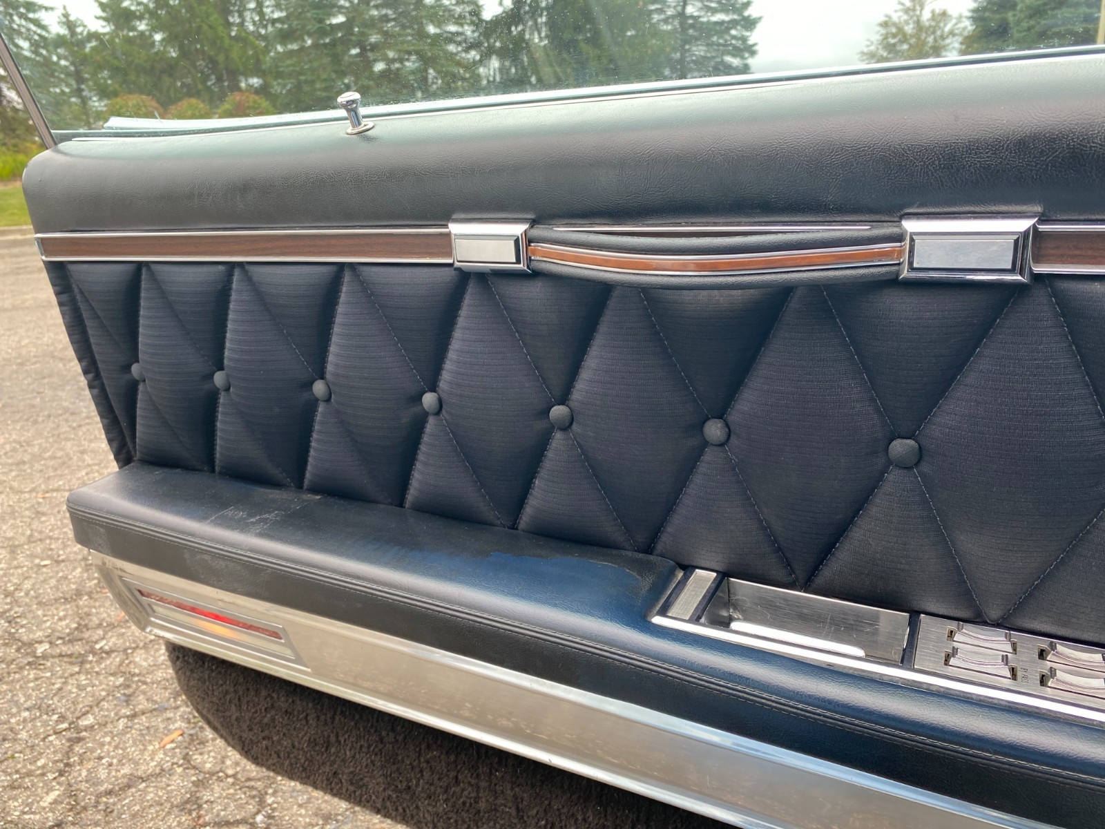 Lincoln-Mark-Series-1969-Coupe-16