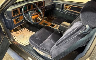 Lincoln-Mark-Series-1987-2-Door-14