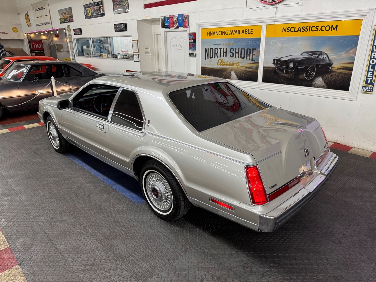 Lincoln-Mark-Series-1987-2-Door-2