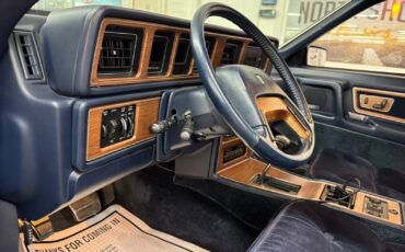 Lincoln-Mark-Series-1987-2-Door-39