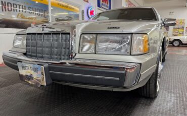 Lincoln-Mark-Series-1987-2-Door-8