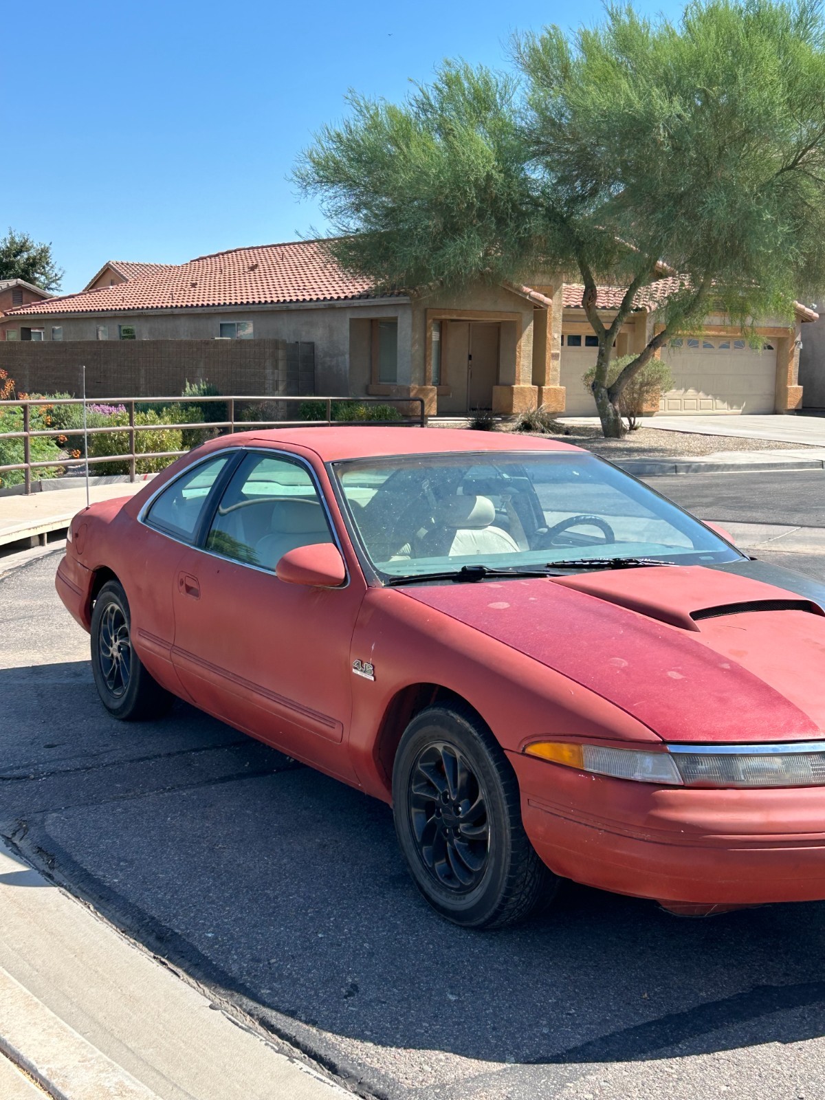 Lincoln-Mark-Series-1996-Coupe-2