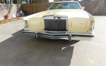 Lincoln-Mark-v-1978-Cream-Cream-14