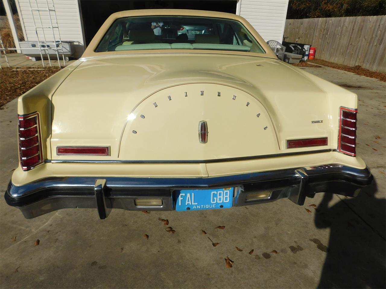 Lincoln-Mark-v-1978-Cream-Cream-4