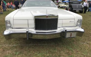 Lincoln-Mk-4-1974-White-Saddle-Two-Tone-11