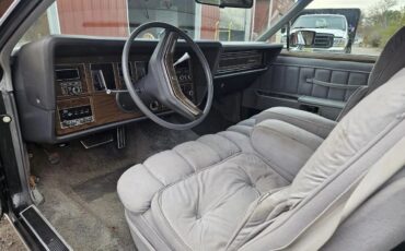 Lincoln-Mk-4-1976-Black-Gray-2