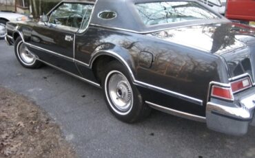 Lincoln-Mk-4-1976-Black-Gray-3