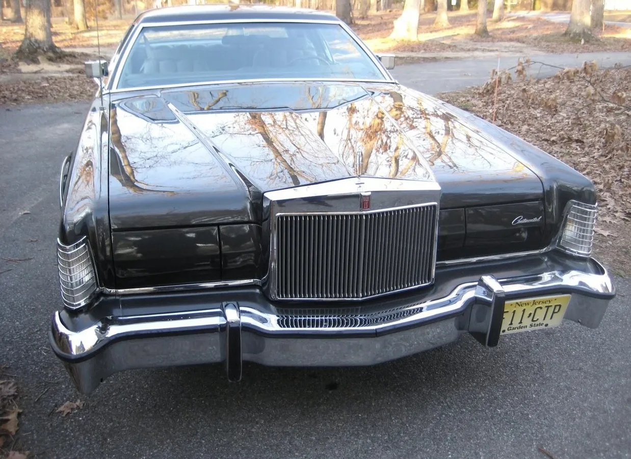 Lincoln-Mk-4-1976-Black-Gray-5