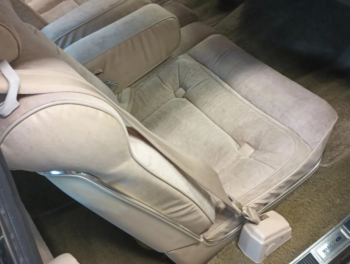 Lincoln-Mk-5-1979-Brown-Tan-14