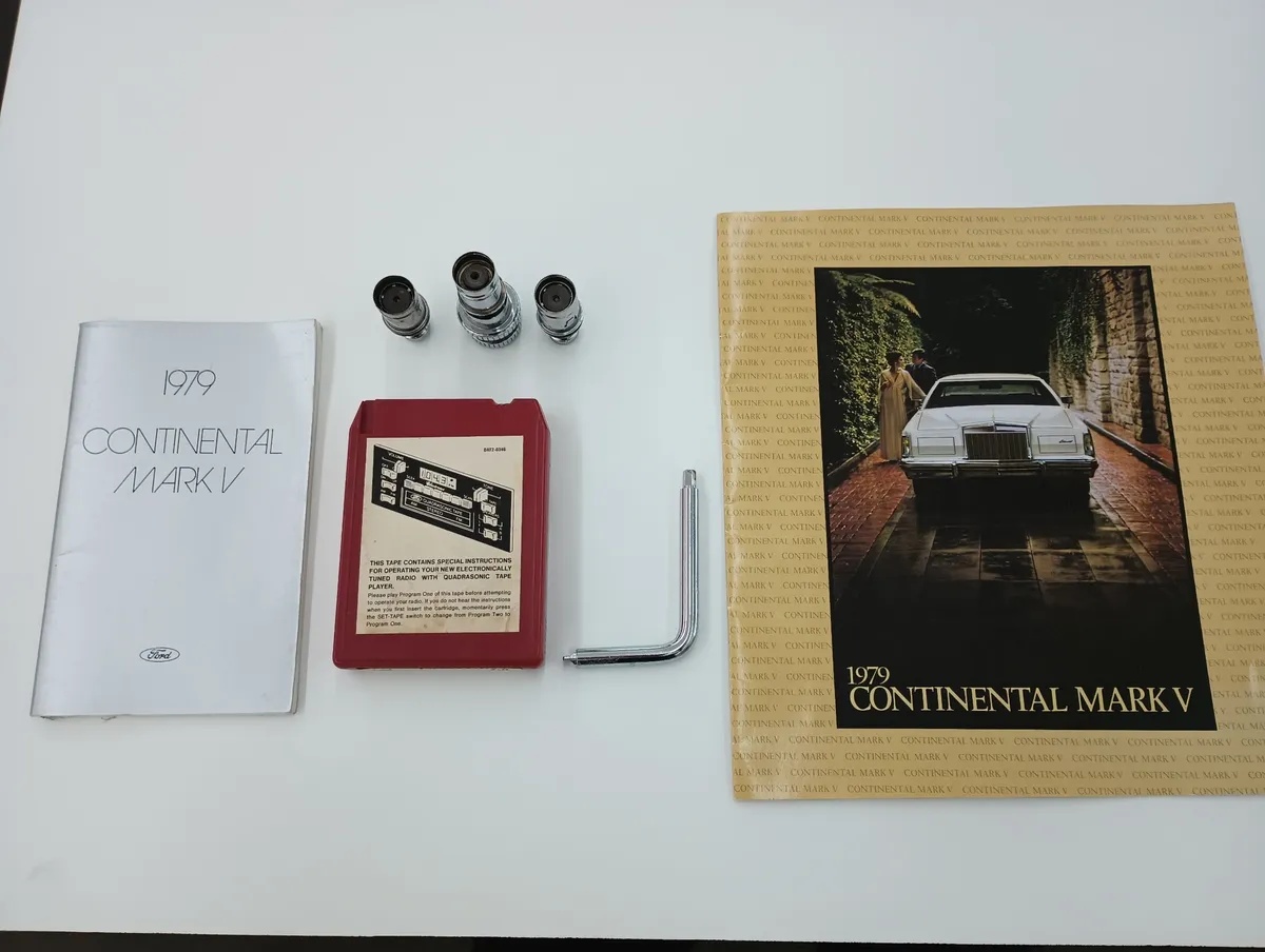 Lincoln-Mk-5-1979-Brown-Tan-7