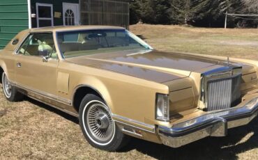 Lincoln-Mk-5-1979-Gold-Cream-Leather-3