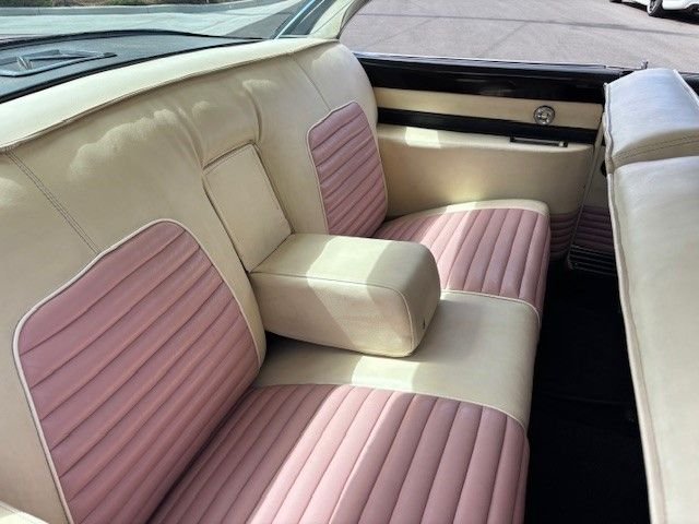Lincoln-Premiere-1956-Amethyst-pink-white-15