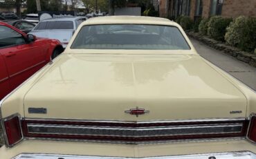 Lincoln-Premiere-1979-Light-Yellow-Beige-10
