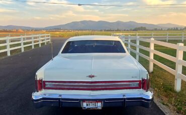 Lincoln-Town-Car-1977-1
