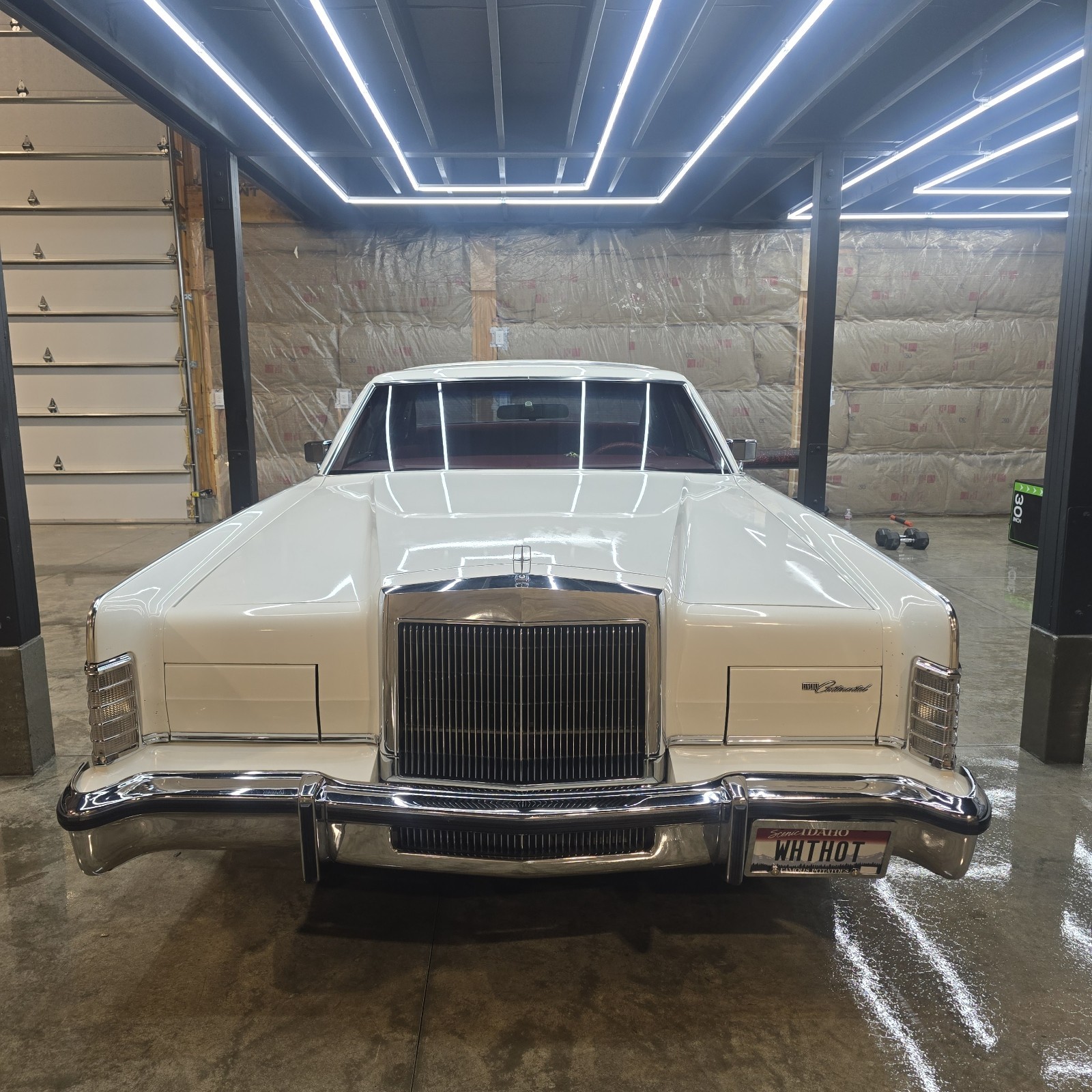 Lincoln-Town-Car-1977-18