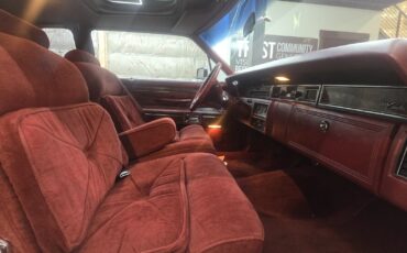 Lincoln-Town-Car-1977-21
