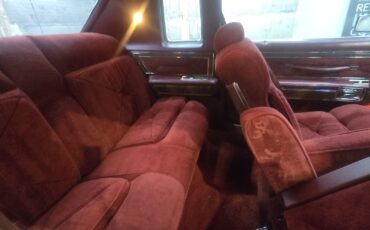 Lincoln-Town-Car-1977-22