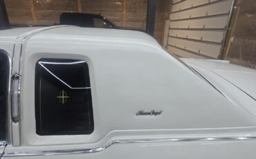 Lincoln-Town-Car-1977-27