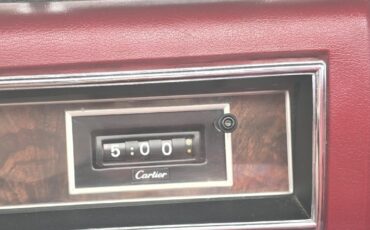 Lincoln-Town-Car-1977-3