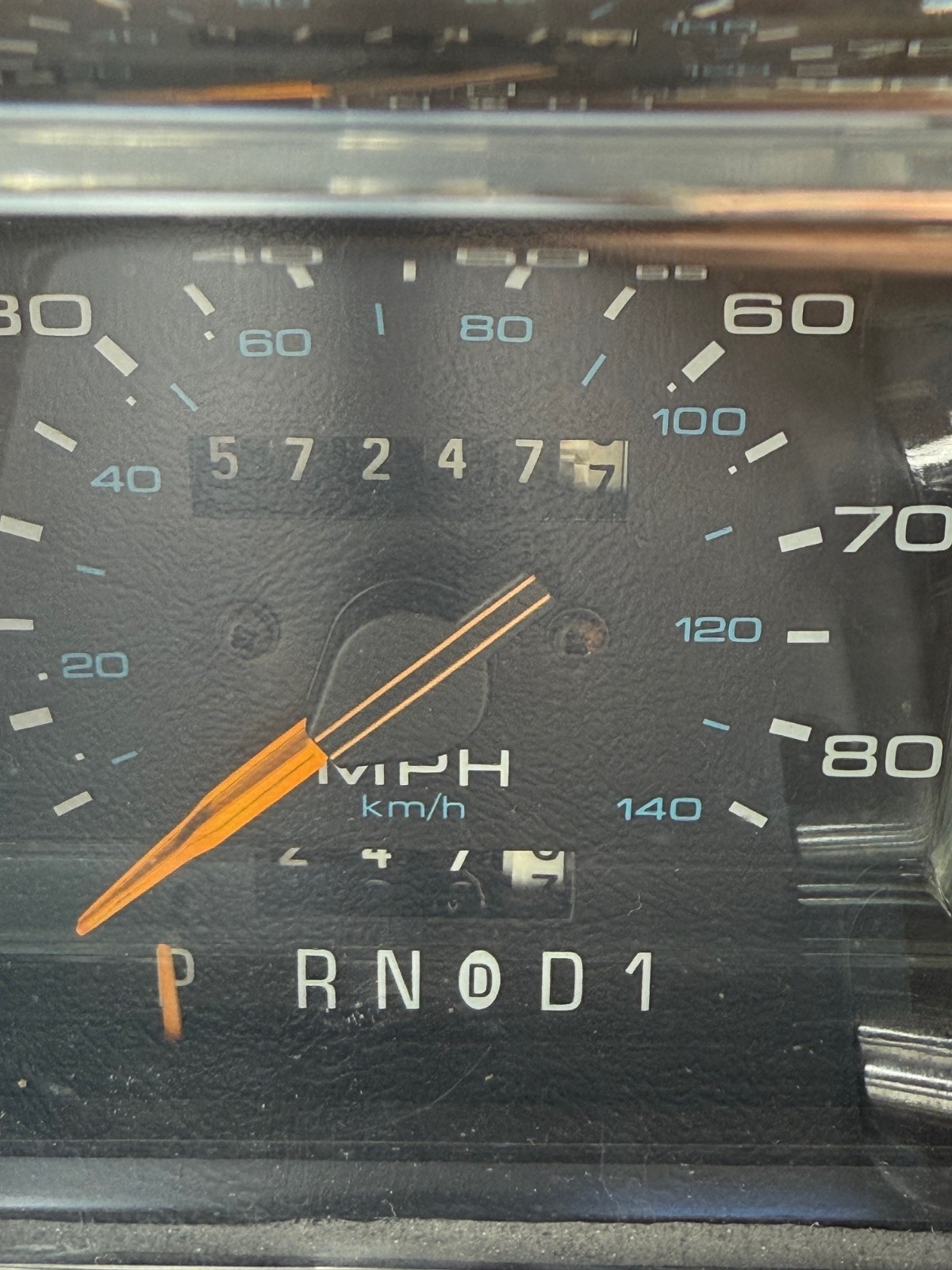 Lincoln-Town-Car-1988-Sedan-22