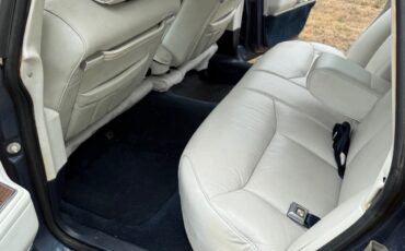 Lincoln-Town-Car-1988-Sedan-25