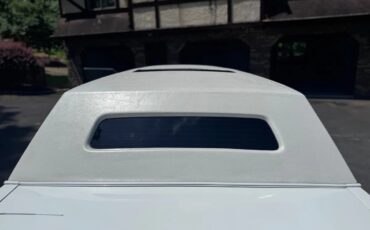 Lincoln-Town-car-1988-White-Gray-11