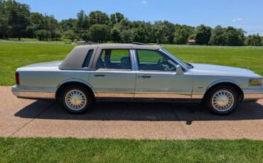 Lincoln-Town-car-1995-Silver-8