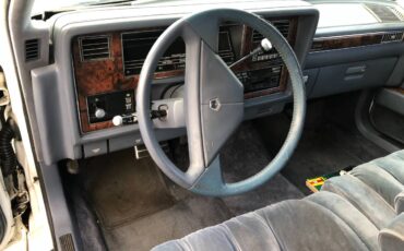 Lincoln-cadi-deville-chry-new-yorker-1988-white-6