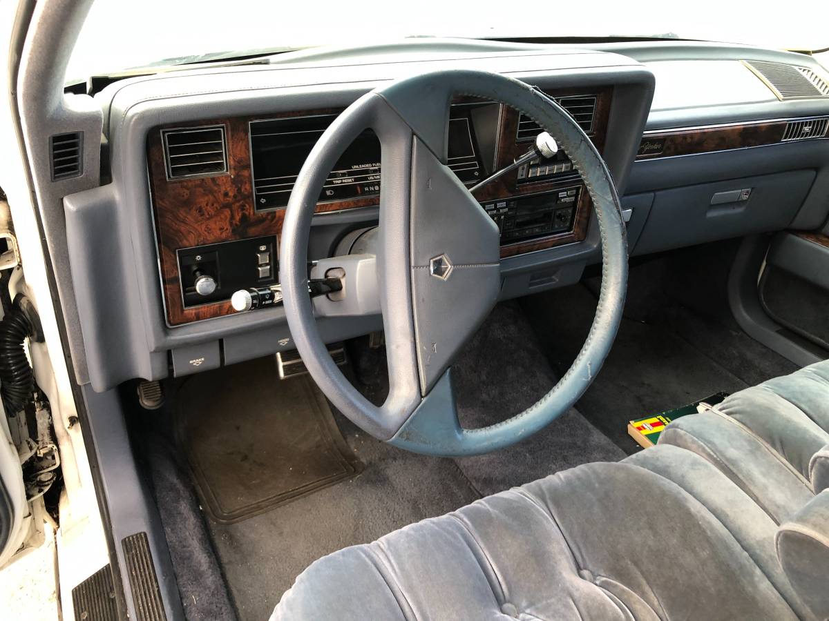 Lincoln-cadi-deville-chry-new-yorker-1988-white-6